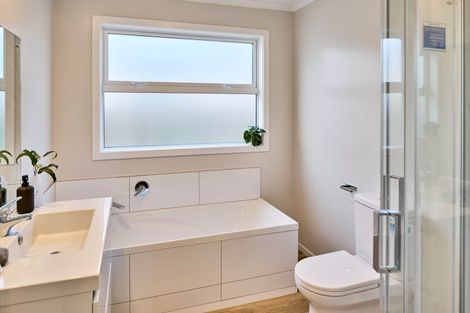 Photo of property in 15a Melrose Street, Wallaceville, Upper Hutt, 5018