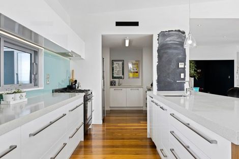 Photo of property in 115 Panorama Road, Clifton, Christchurch, 8081