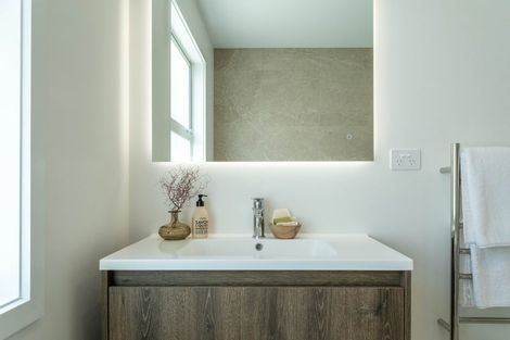 Photo of property in 99 Brookvale Road, Havelock North, 4130