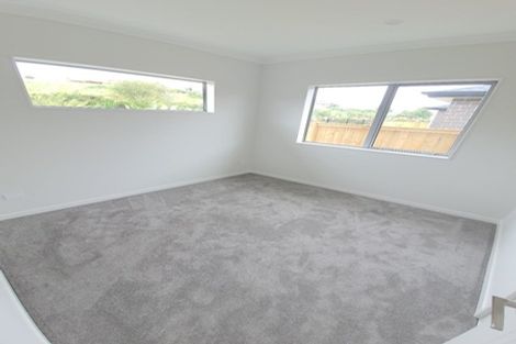 Photo of property in 23 Holcroft Street, Papakura, 2110