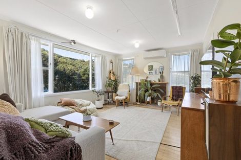 Photo of property in 121 Happy Valley Road, Owhiro Bay, Wellington, 6023