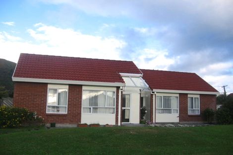 Photo of property in 4/62- 64 Waiwhetu Road, Waiwhetu, Lower Hutt, 5010