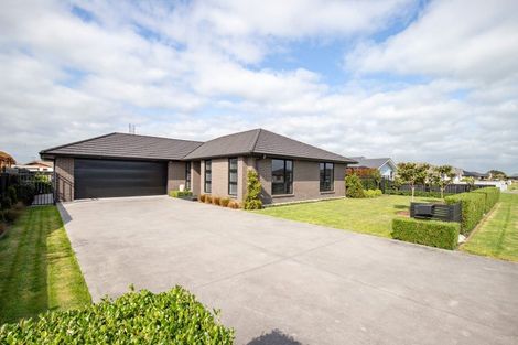 Photo of property in 5 Costello Drive, Ngatea, 3503