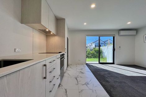 Photo of property in 2/59 Neil Avenue, Te Atatu Peninsula, Auckland, 0610