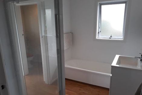 Photo of property in 8 Kyeburn Place, Avonhead, Christchurch, 8042