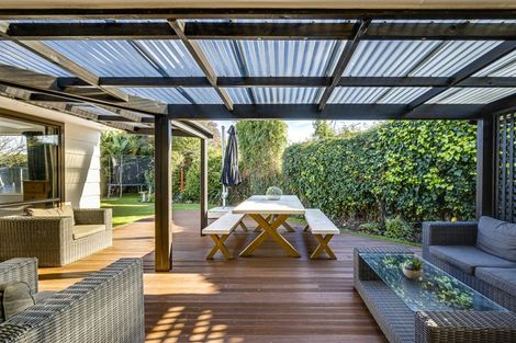 Photo of property in 27 Mckeefry Avenue, Greenmeadows, Napier, 4112