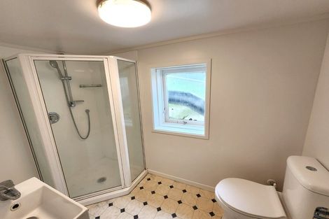 Photo of property in 48 Cleveland Street, Brooklyn, Wellington, 6021