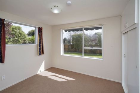Photo of property in 15 Inwoods Road, Parklands, Christchurch, 8083