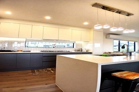 Photo of property in 50 Cloonlyon Drive, Flat Bush, Auckland, 2019