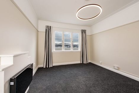 Photo of property in Ionian Flats, 123-125 Brougham Street, Mount Victoria, Wellington, 6011