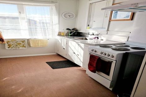 Photo of property in 18 Seddon Street, Feilding, 4702