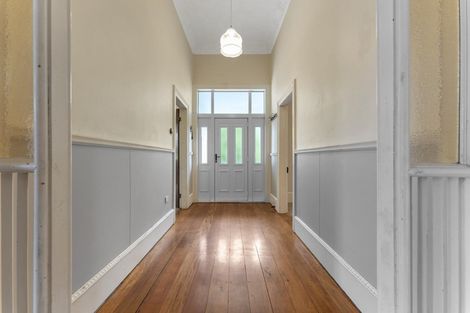 Photo of property in 55 Tarata Road, Inglewood, 4387