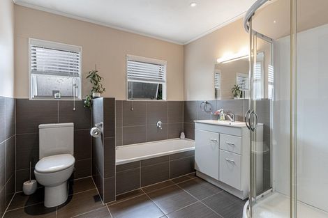 Photo of property in 32 Colville Street, Masterton, 5810