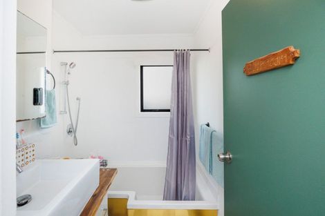 Photo of property in 41a Raglan Avenue, Cloverlea, Palmerston North, 4412