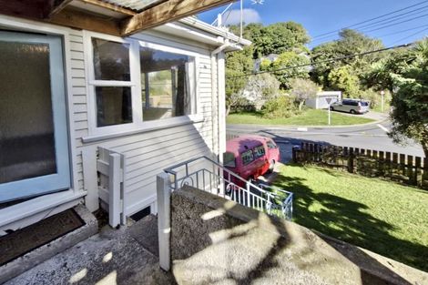 Photo of property in 50 Randwick Road, Northland, Wellington, 6012