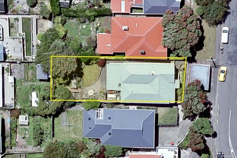 Photo of property in 9 Farm Road, Northland, Wellington, 6012