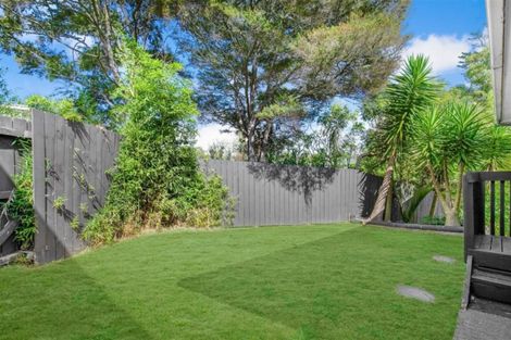 Photo of property in 14 Barnfield Place, Glendene, Auckland, 0602