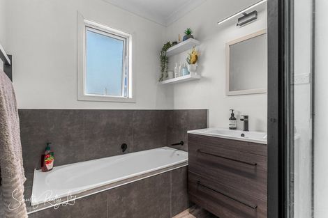 Photo of property in 194 Heatley Road, Whakapirau, Maungaturoto, 0583