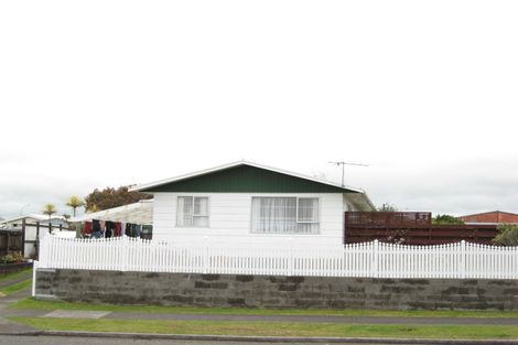 Photo of property in 9a Trimble Place, Bell Block, New Plymouth, 4312