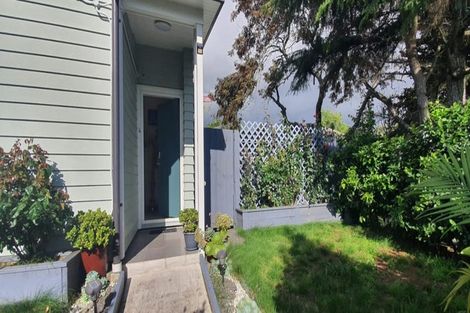 Photo of property in 61 Grove Road, Papakura, 2110