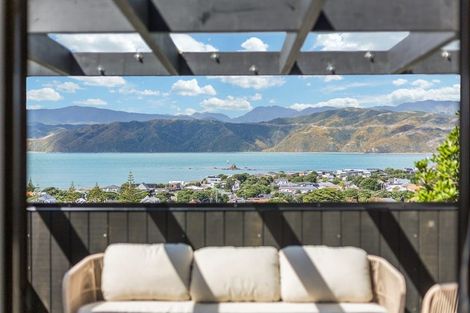 Photo of property in 50 Ferry Street, Seatoun, Wellington, 6022