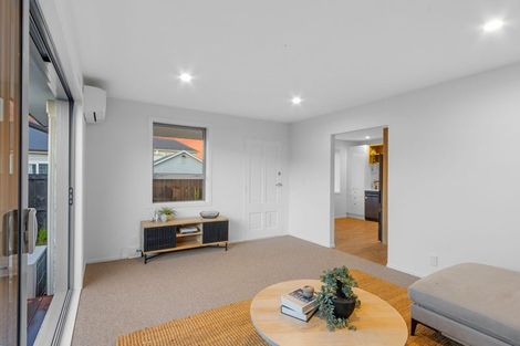 Photo of property in 2/60 Mays Road, St Albans, Christchurch, 8052