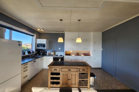 Photo of property in 9 Stirling Street, Oamaru North, Oamaru, 9400