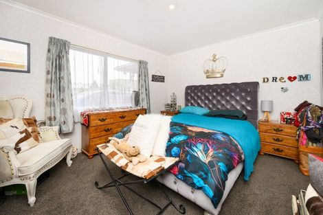 Photo of property in 48 Botanical Road, Takaro, Palmerston North, 4412
