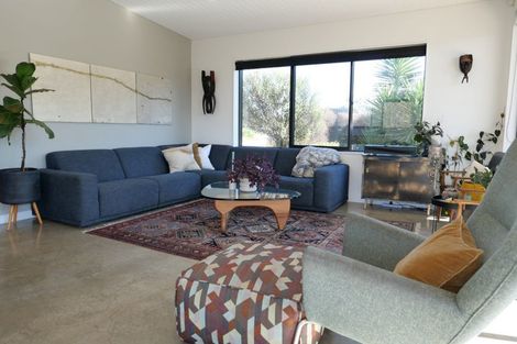 Photo of property in 3 Te Heke Place, Waikanae, 5036