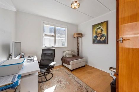 Photo of property in 34 Pitau Road, Mount Maunganui, 3116