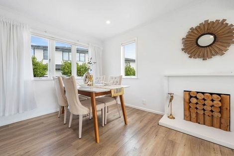 Photo of property in 18 Kenmure Avenue, Forrest Hill, Auckland, 0620