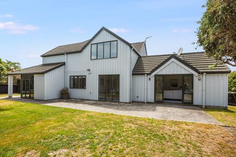 Photo of property in 66 Joseph Banks Drive, Whitby, Porirua, 5024