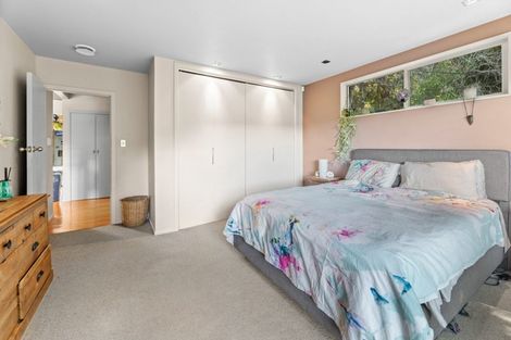 Photo of property in 14 Opou Road, Titirangi, Auckland, 0604