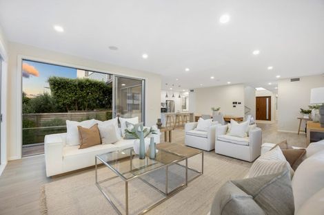 Photo of property in 7 Bounty Road, Long Bay, Auckland, 0630