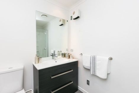 Photo of property in 7/27 The Rigi, Northland, Wellington, 6012