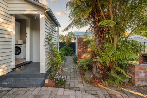 Photo of property in 7 Braemar Place, Avonside, Christchurch, 8061
