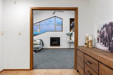 Photo of property in 50 Plateau Heights, Mount Maunganui, 3116