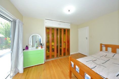 Photo of property in 104 Yaldhurst Road, Sockburn, Christchurch, 8042