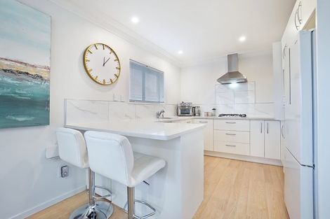 Photo of property in 2/403 Hibiscus Coast Highway, Orewa, 0931