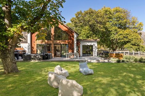 Photo of property in 13&13a Quarry Place, Lake Hayes, Queenstown, 9304