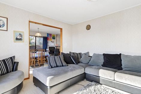 Photo of property in 70 James Cook Drive, Welcome Bay, Tauranga, 3112