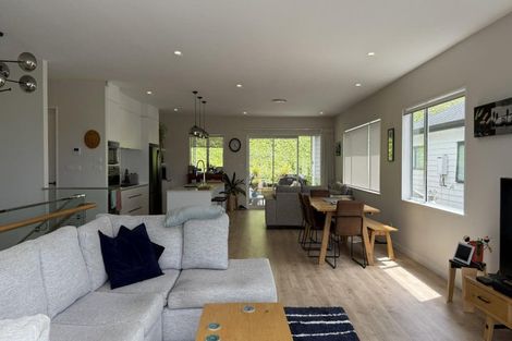 Photo of property in 144 Arran Point Parade, Orewa, 0931