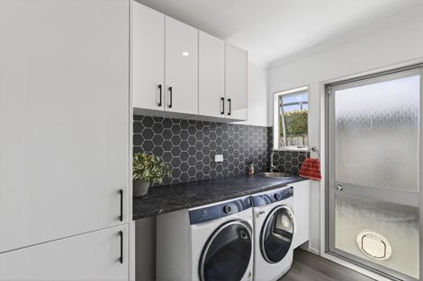Photo of property in 46 Dillon Drive, Bell Block, New Plymouth, 4312