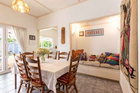 Photo of property in 16 Chamberlain Street, Dannevirke, 4930