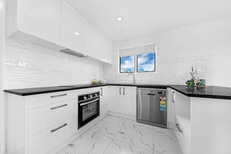 Photo of property in 148 Solar Road, Glen Eden, Auckland, 0602