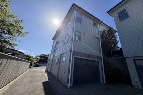 Photo of property in 2/65 Lavaud Street, Berhampore, Wellington, 6023