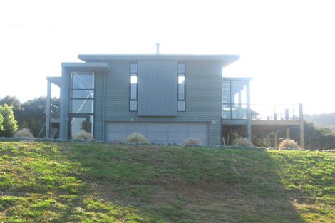 Photo of property in 2 Tironui Place, Whitianga, 3510