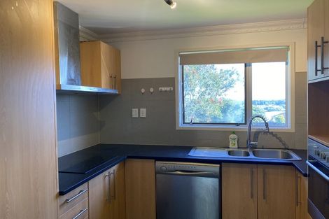 Photo of property in 7 Lewisham Street, Highland Park, Auckland, 2010