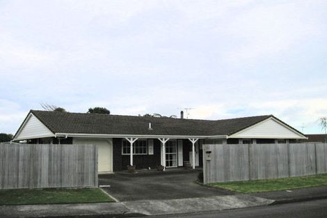Photo of property in 14 Oriwa Street, Waikanae, 5036