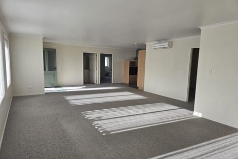 Photo of property in 31 Ambury Road, Mangere Bridge, Auckland, 2022